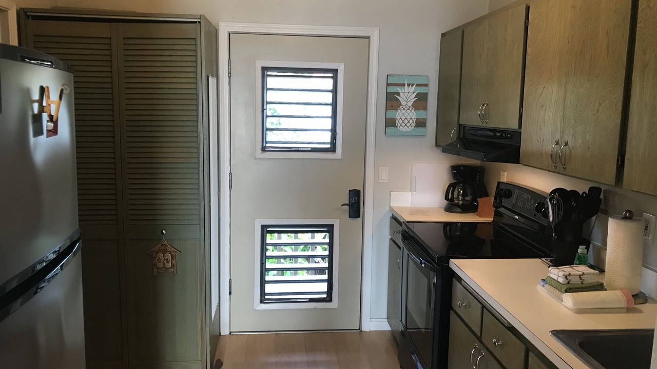 Photo of Kitchen in Kahana