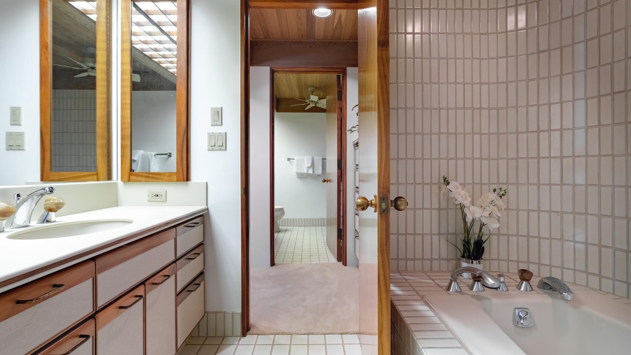 Photo of Bathroom in Wailea