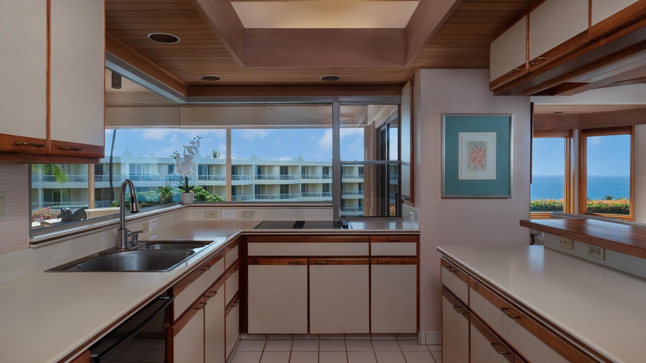 Photo of Kitchen in Wailea