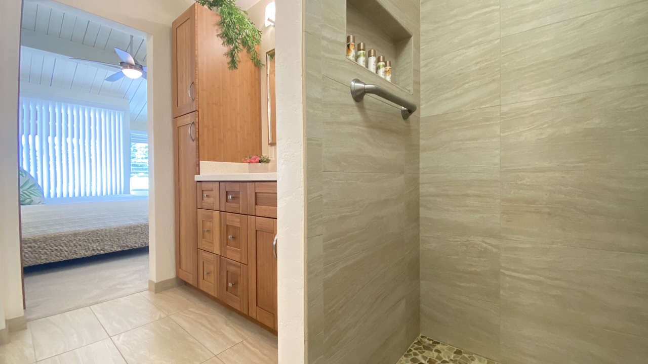 Photo of Bathroom in Kihei