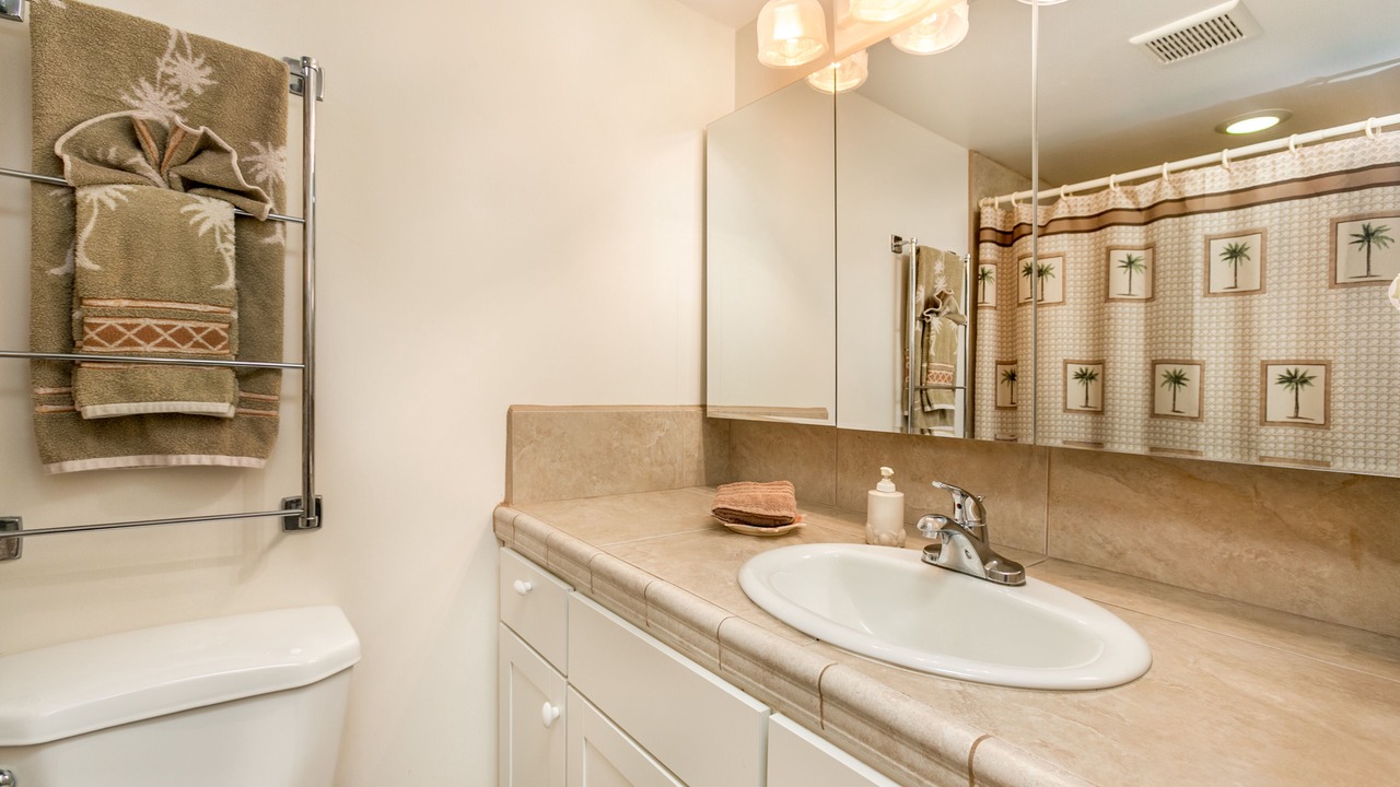 Photo of Bathroom in Makaha