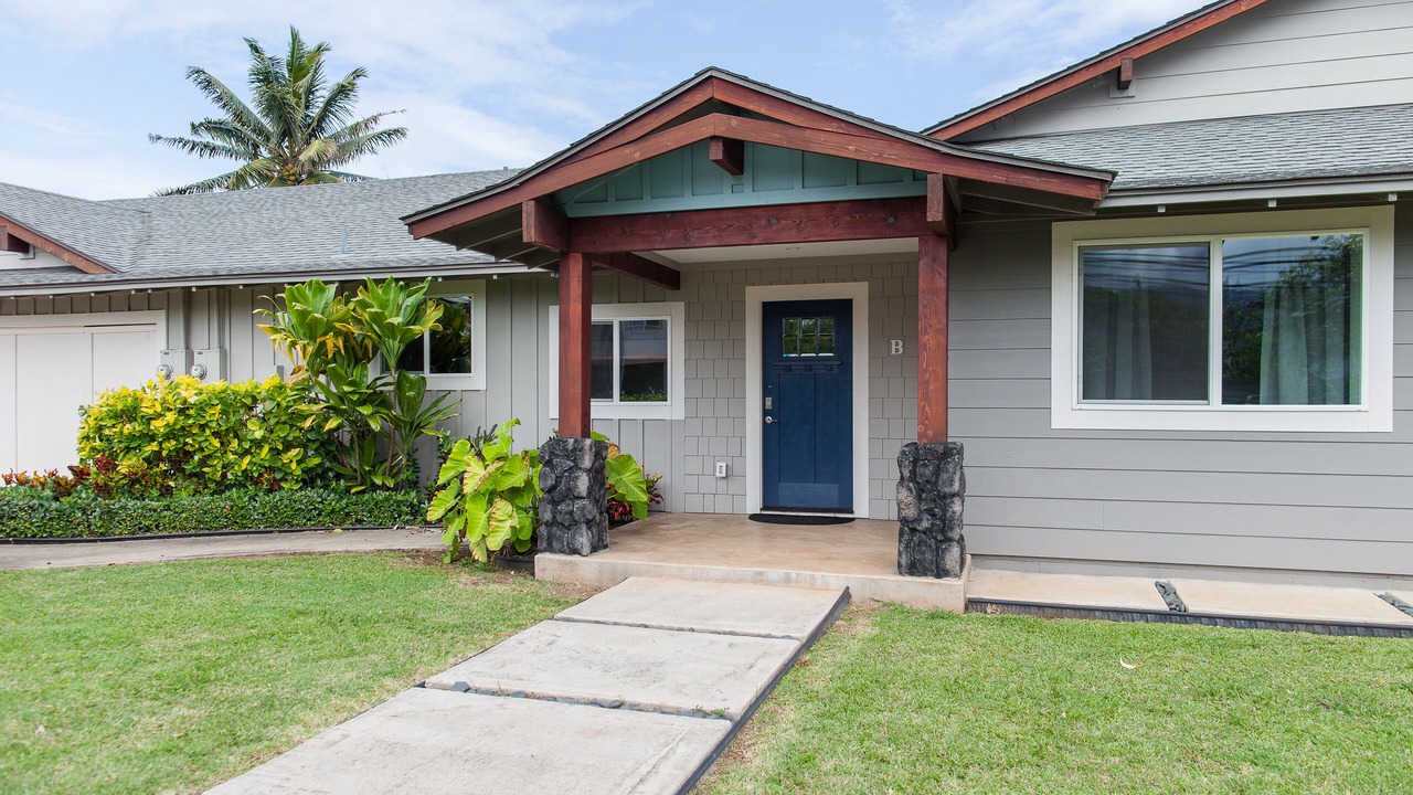 Photo of Others in Laie