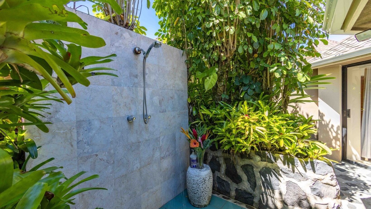 Photo of Outdoor in Haiku
