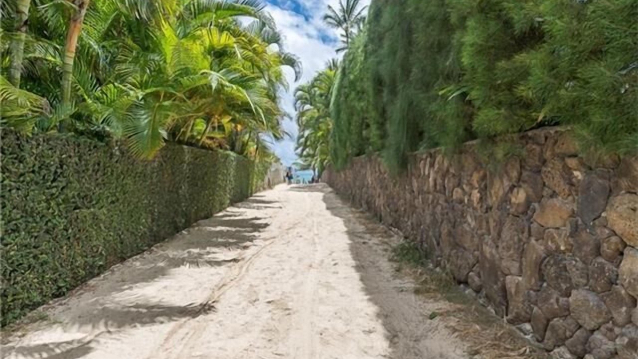 Photo of Others in Lanikai