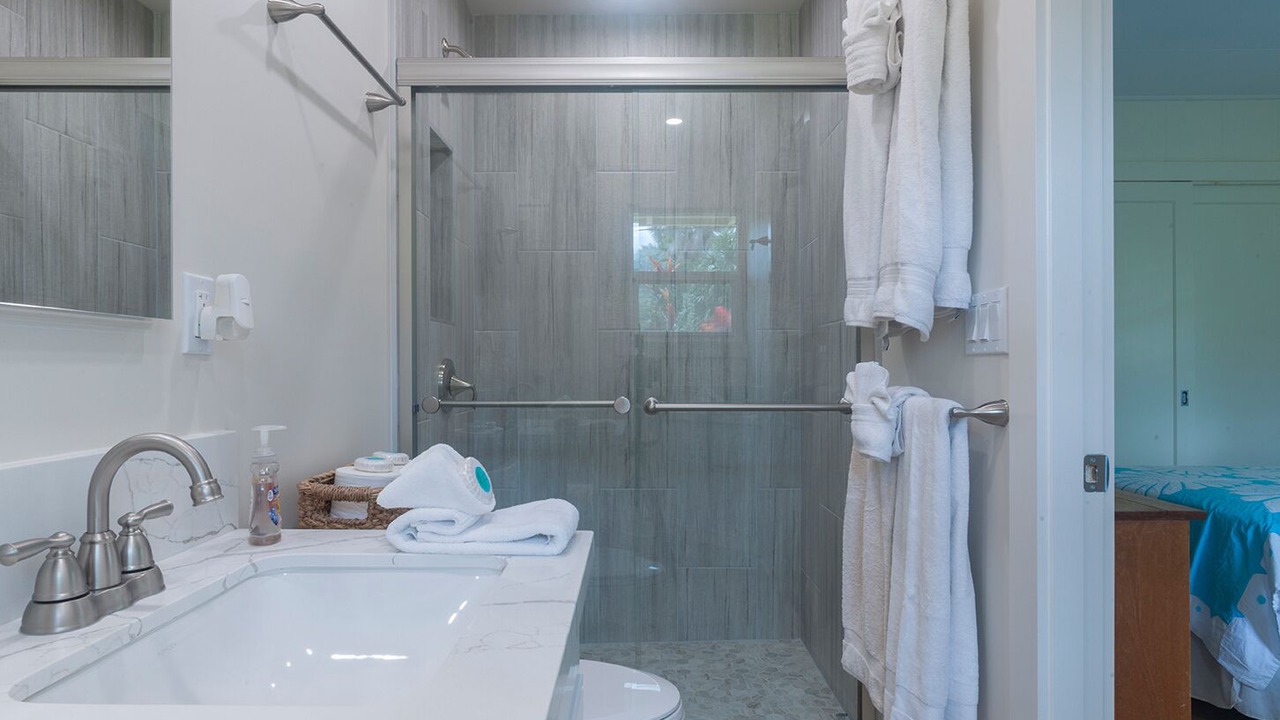 Photo of Bathroom in Kahului