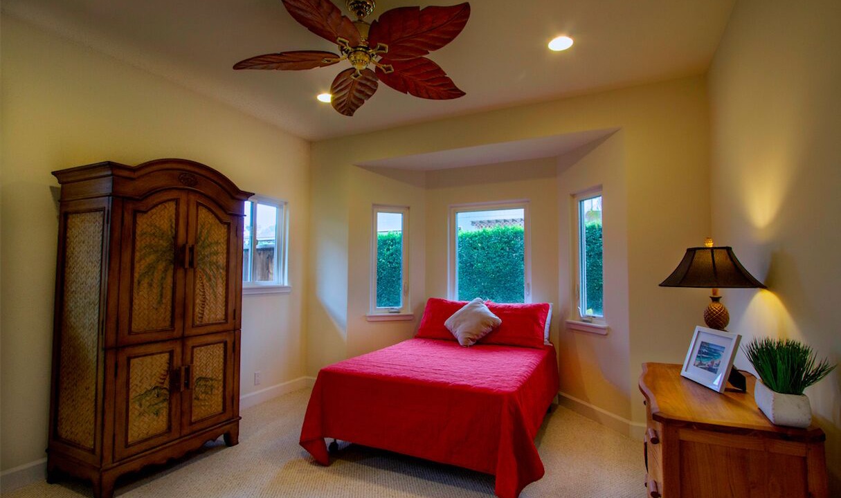Photo of Bedroom in Kailua