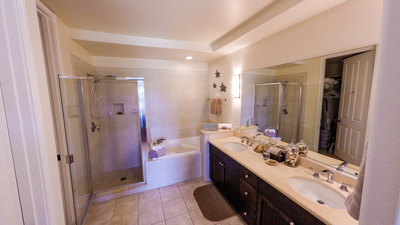 Photo of Bathroom in Waikoloa
