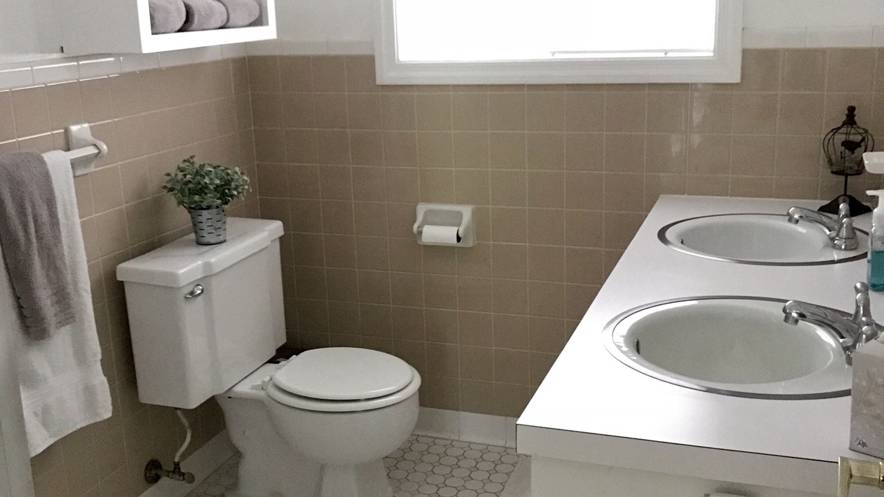 Photo of Bathroom in Huddleston
