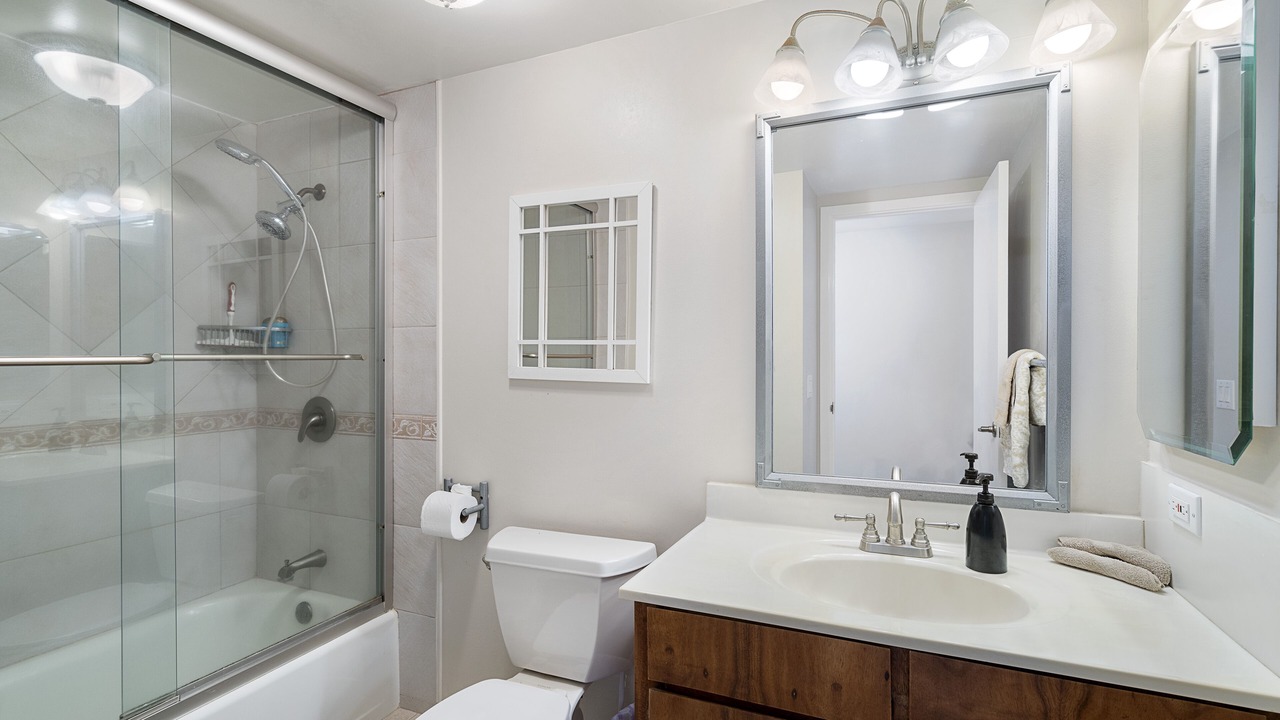 Photo of Bathroom in Keauhou
