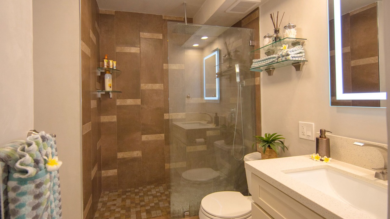 Photo of Bathroom in Kuau