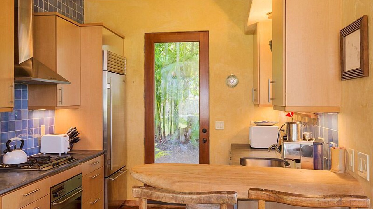Photo of Kitchen in Hamakuapoko