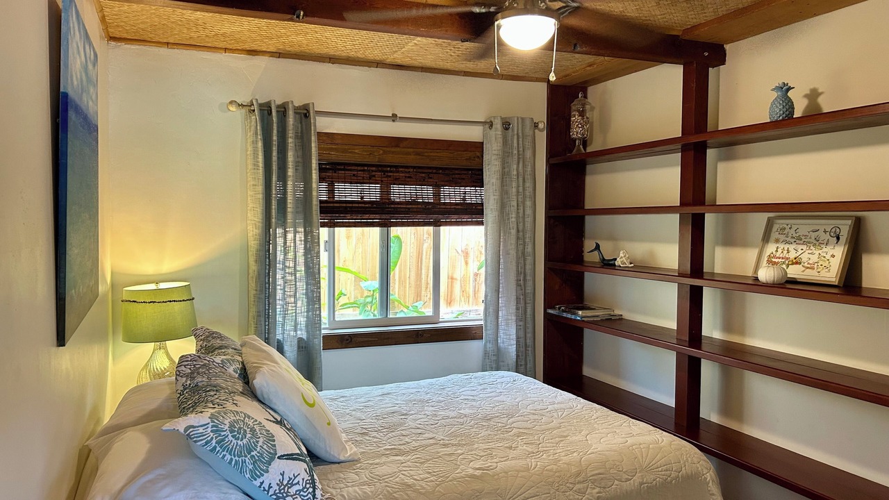 Photo of Bedroom in Haiku