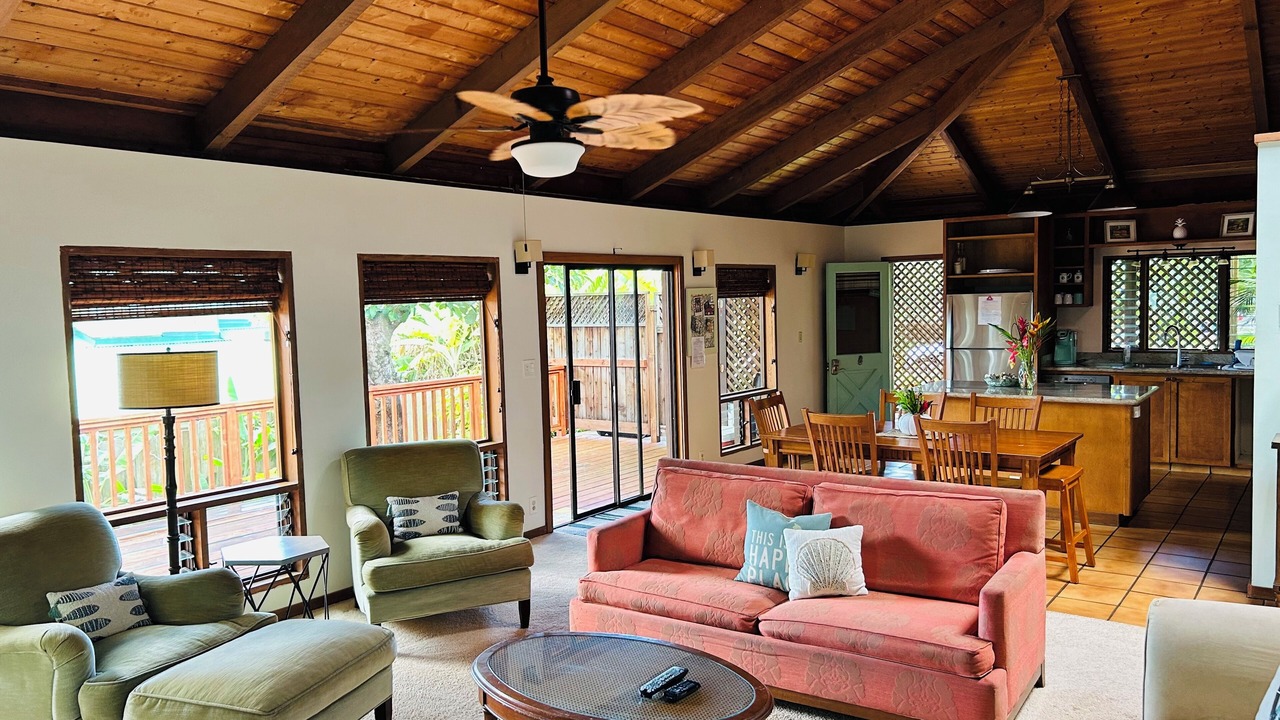 Photo of Livingroom in Haiku