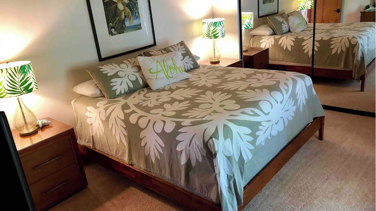 Photo of Bedroom in Haiku