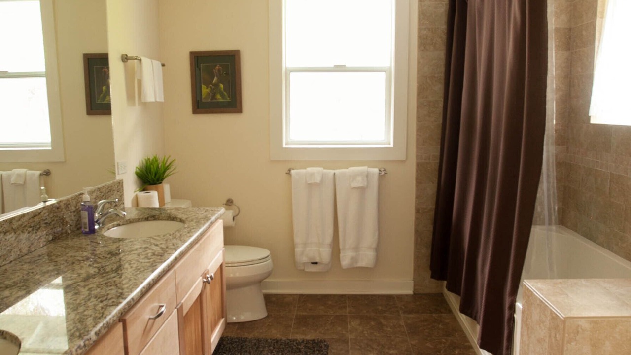 Photo of Bathroom in Volcano