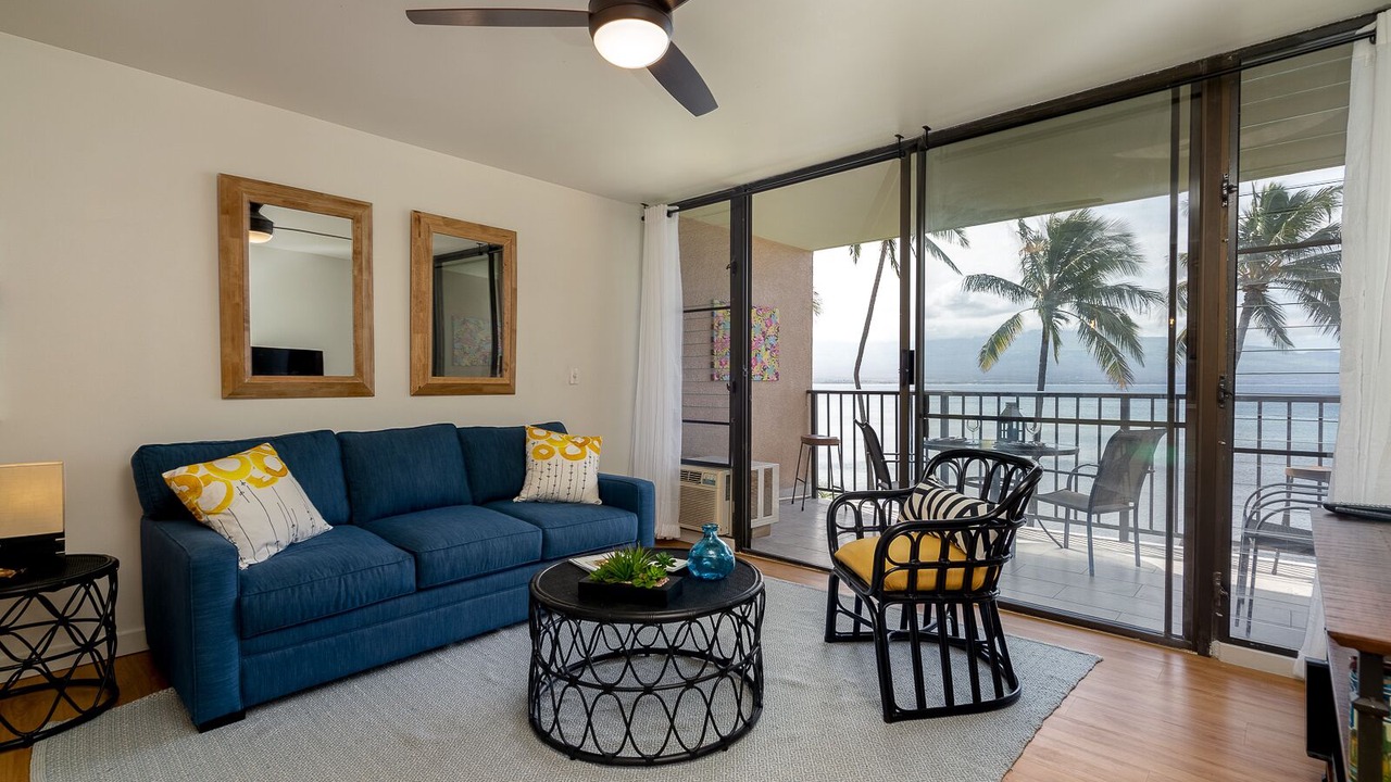 Photo of Livingroom in Maalaea