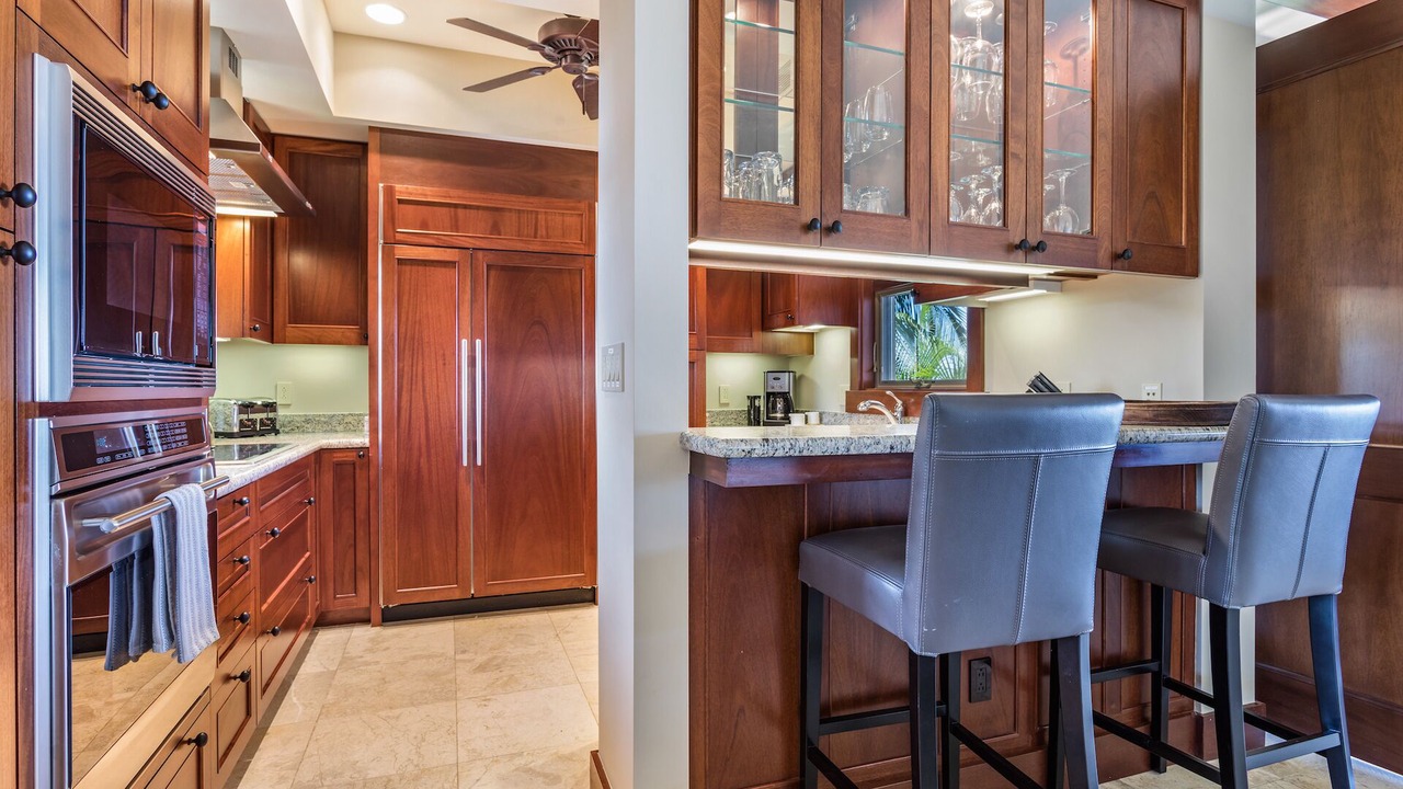 Photo of Kitchen in Kaupulehu
