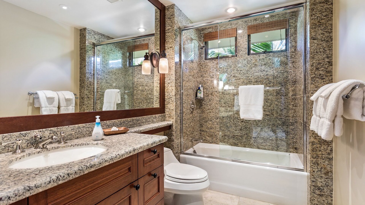 Photo of Bathroom in Kaupulehu