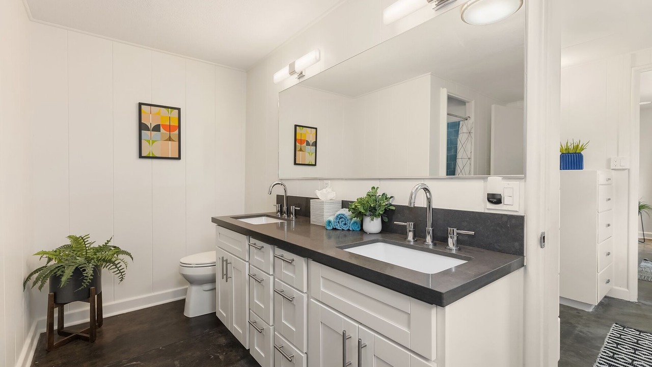 Photo of Bathroom in Lanikai
