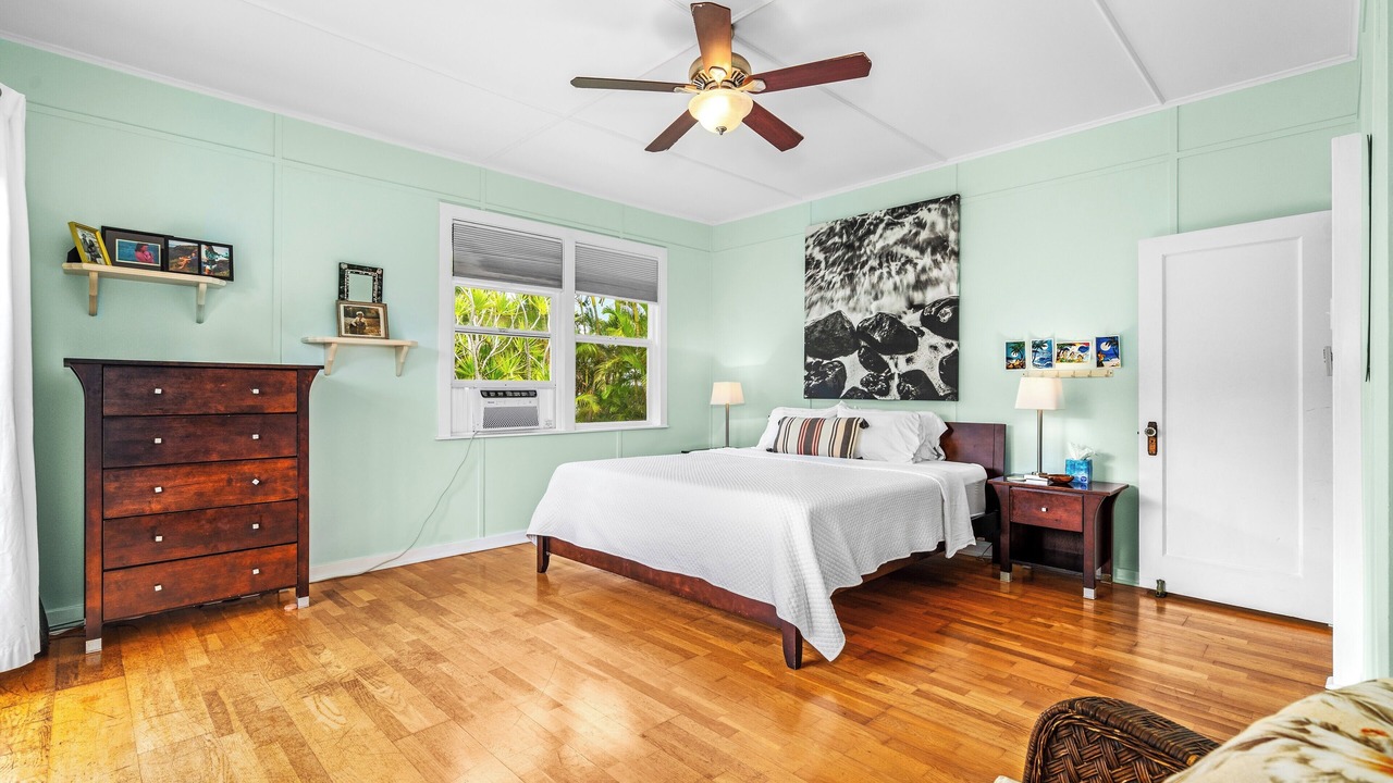 Photo of Bedroom in Kuau