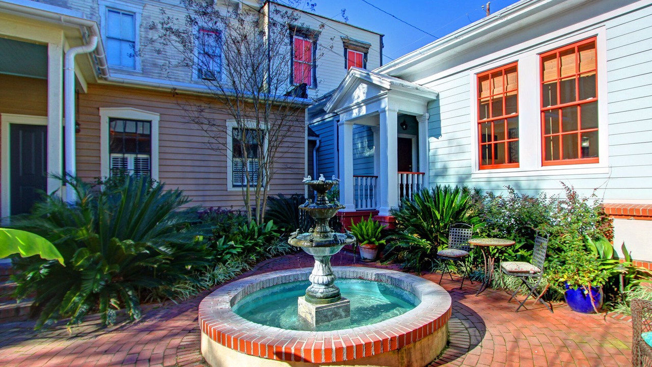 Photo of Patio Balcony in Metropolitan
