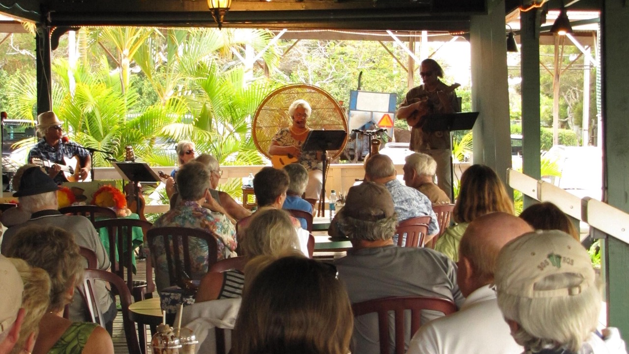 Photo of Others in Maunaloa
