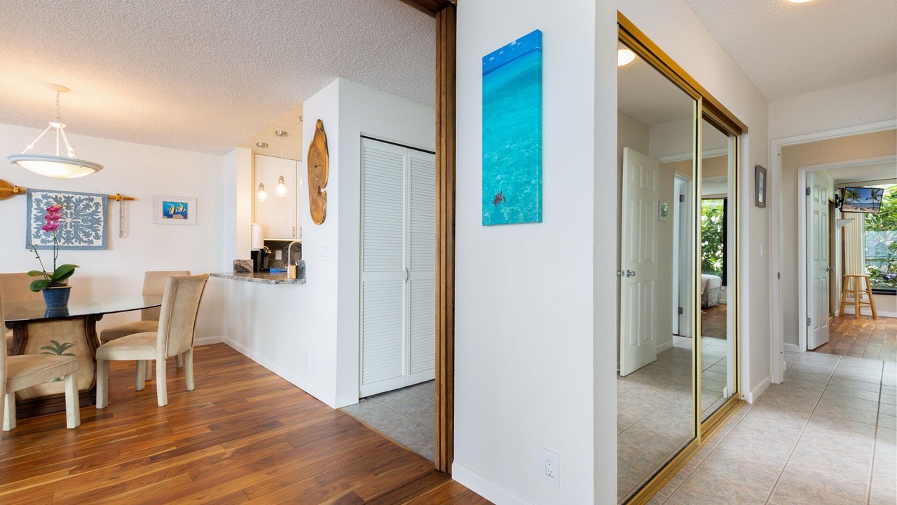 Photo of Bedroom in Kahaluu Bay