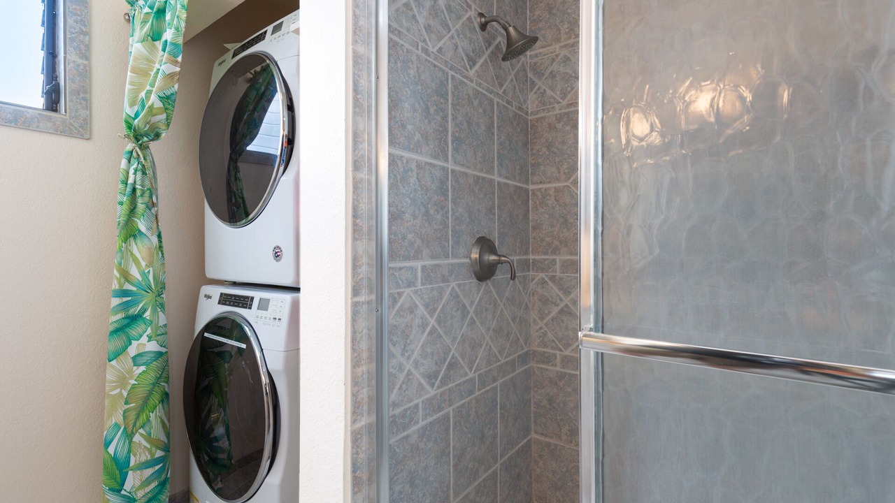 Photo of Bathroom in Kahaluu Bay