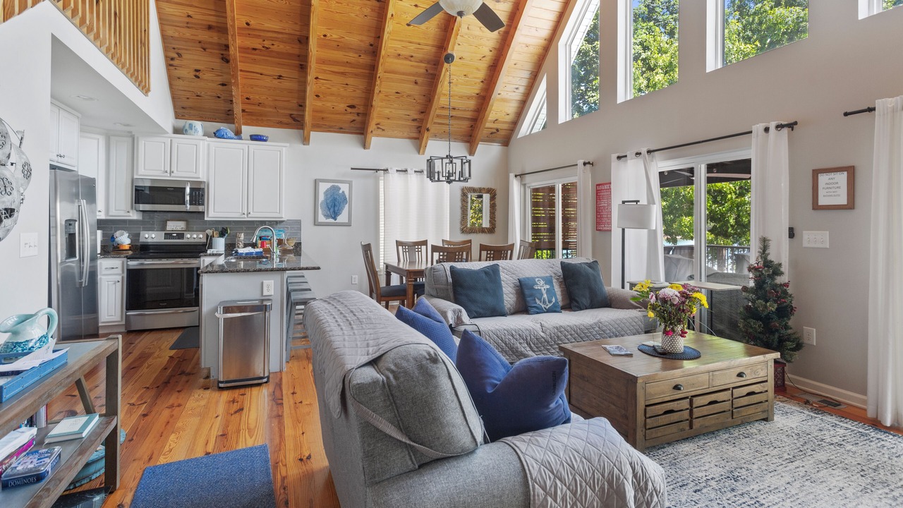 Photo of Livingroom in Seneca
