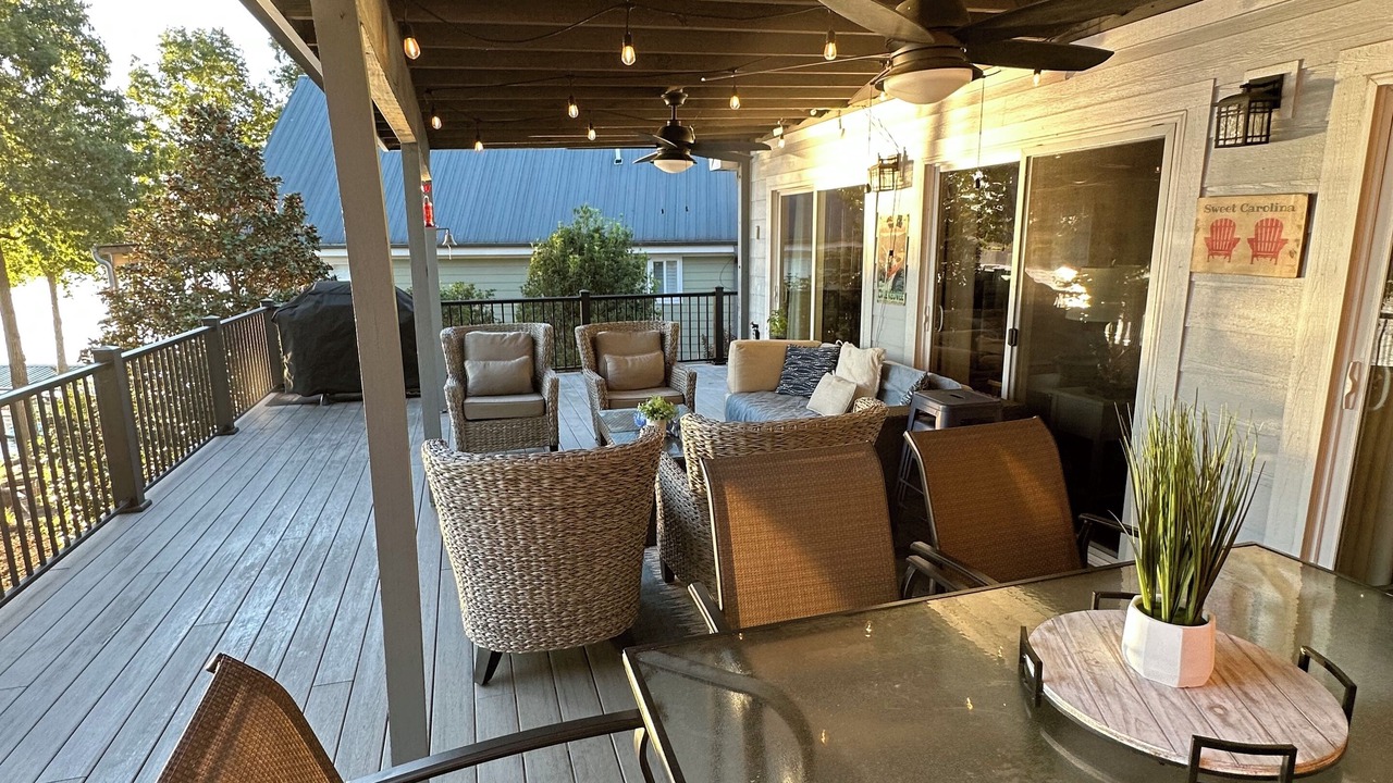 Photo of Outdoor in Seneca