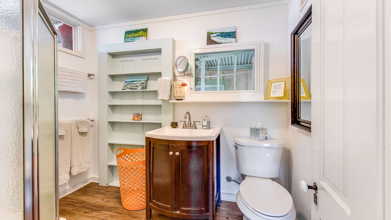 Photo of Bathroom in Holualoa