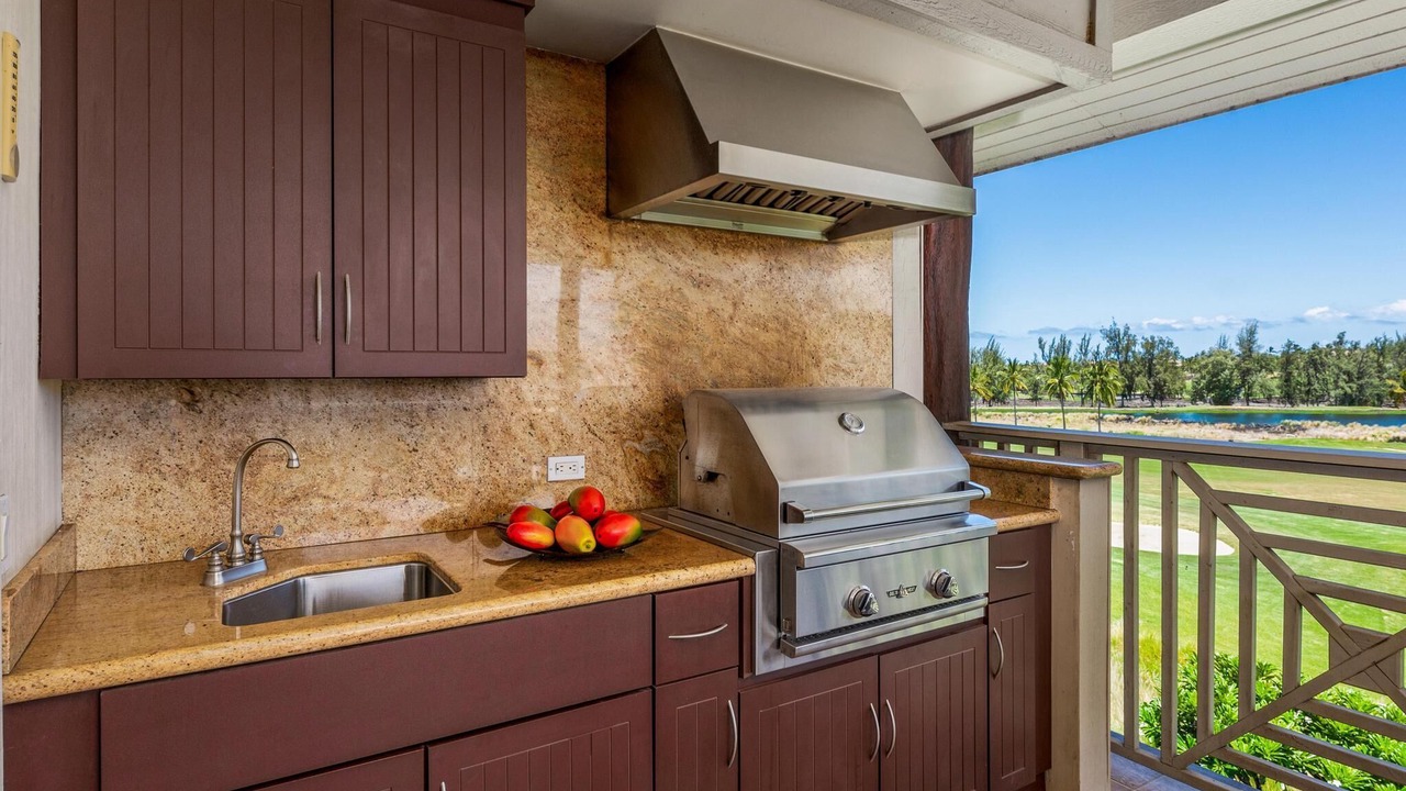 Photo of Kitchen in Waikoloa