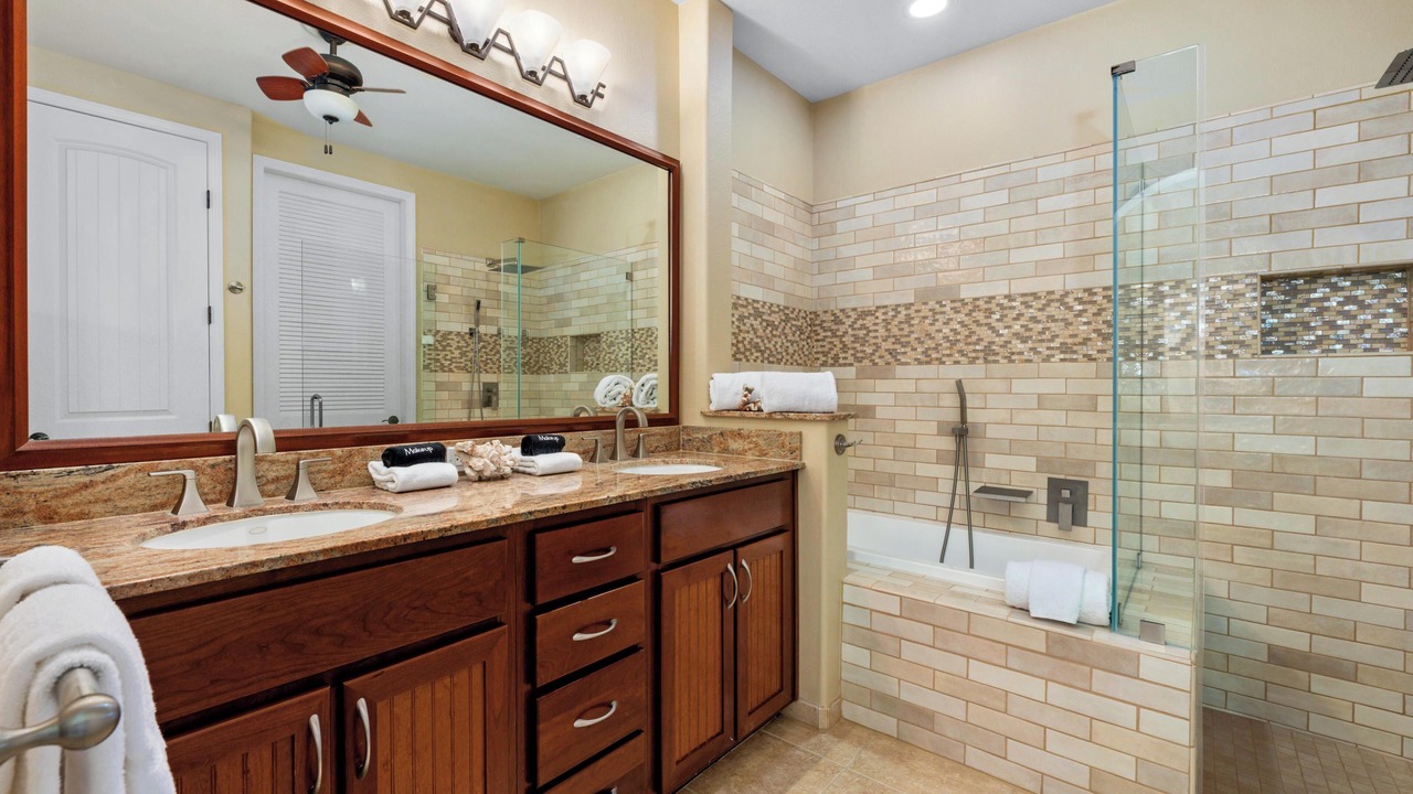 Photo of Bathroom in Waikoloa