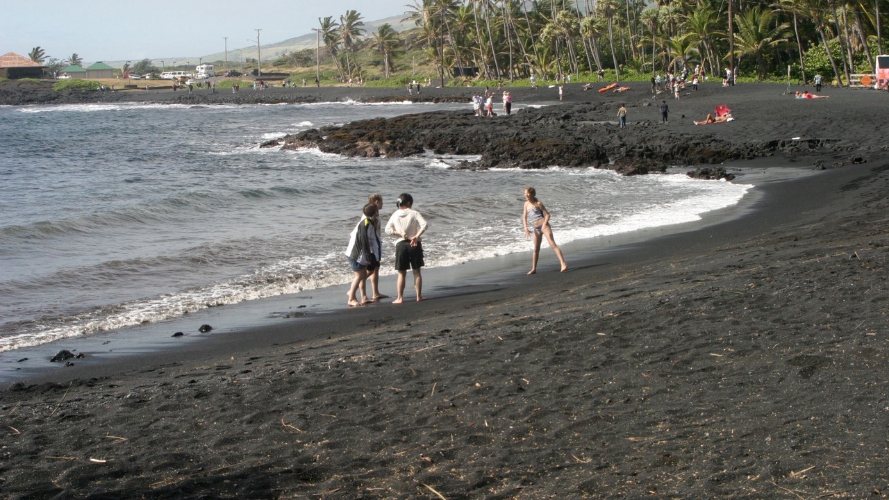 Photo of Others in Punaluu