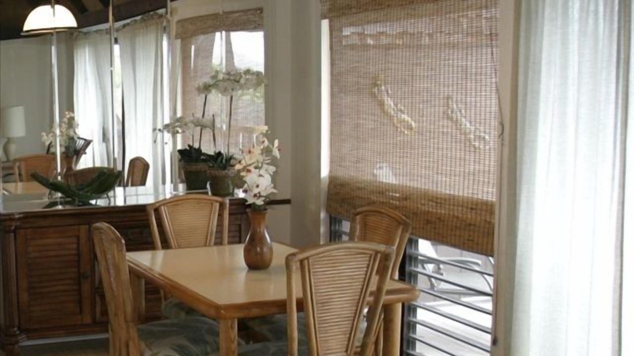 Photo of Livingroom in Punaluu