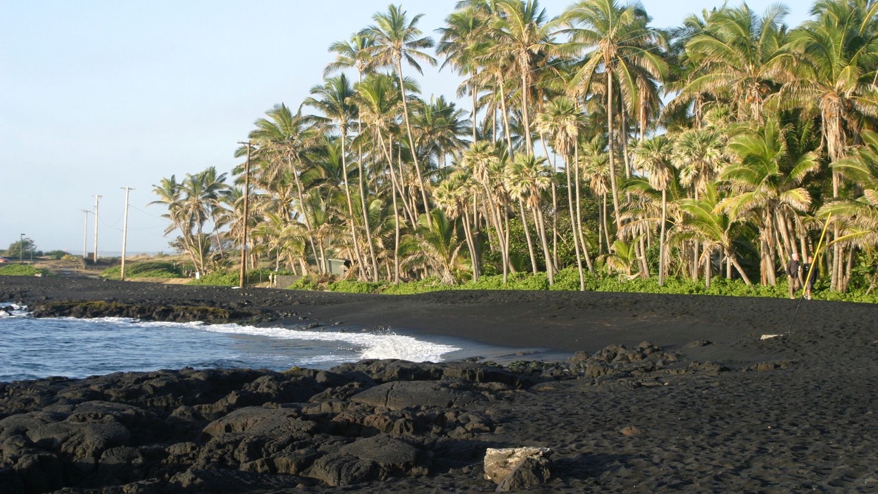 Photo of Others in Punaluu