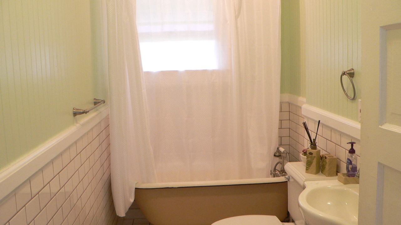 Photo of Bathroom in Keaukaha