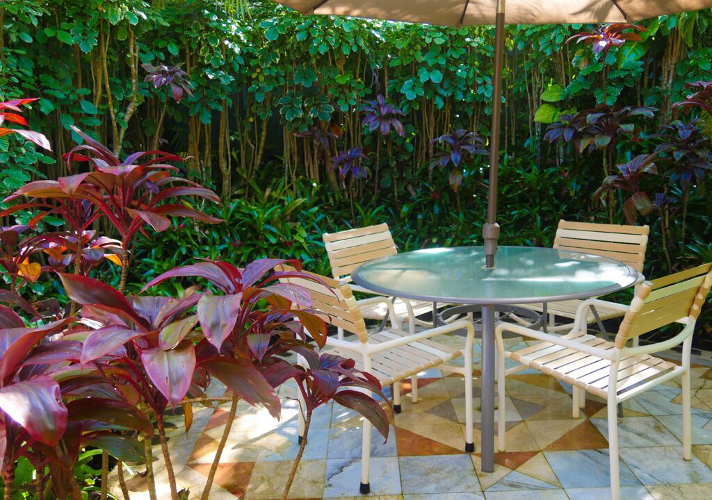 Photo of Outdoor in Haiku