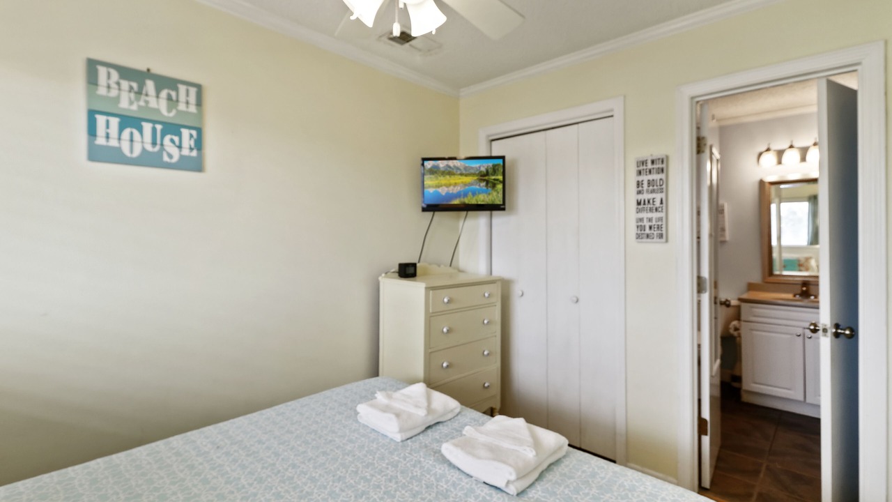 Photo of Bedroom in Isle of Palms