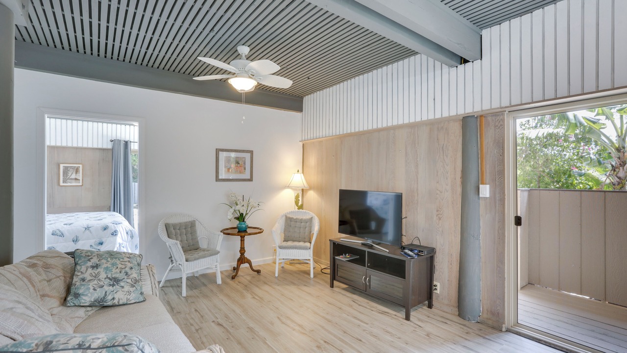 Photo of Livingroom in Hawaii Kai