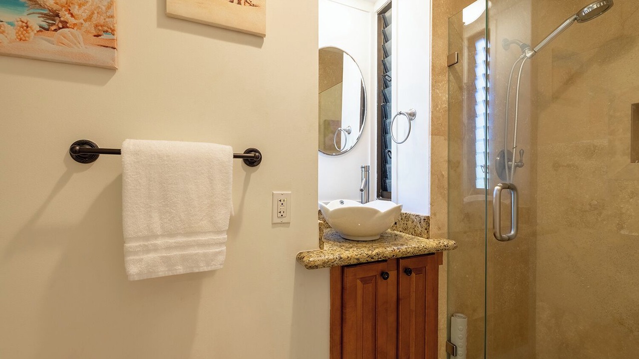 Photo of Bathroom in Napili