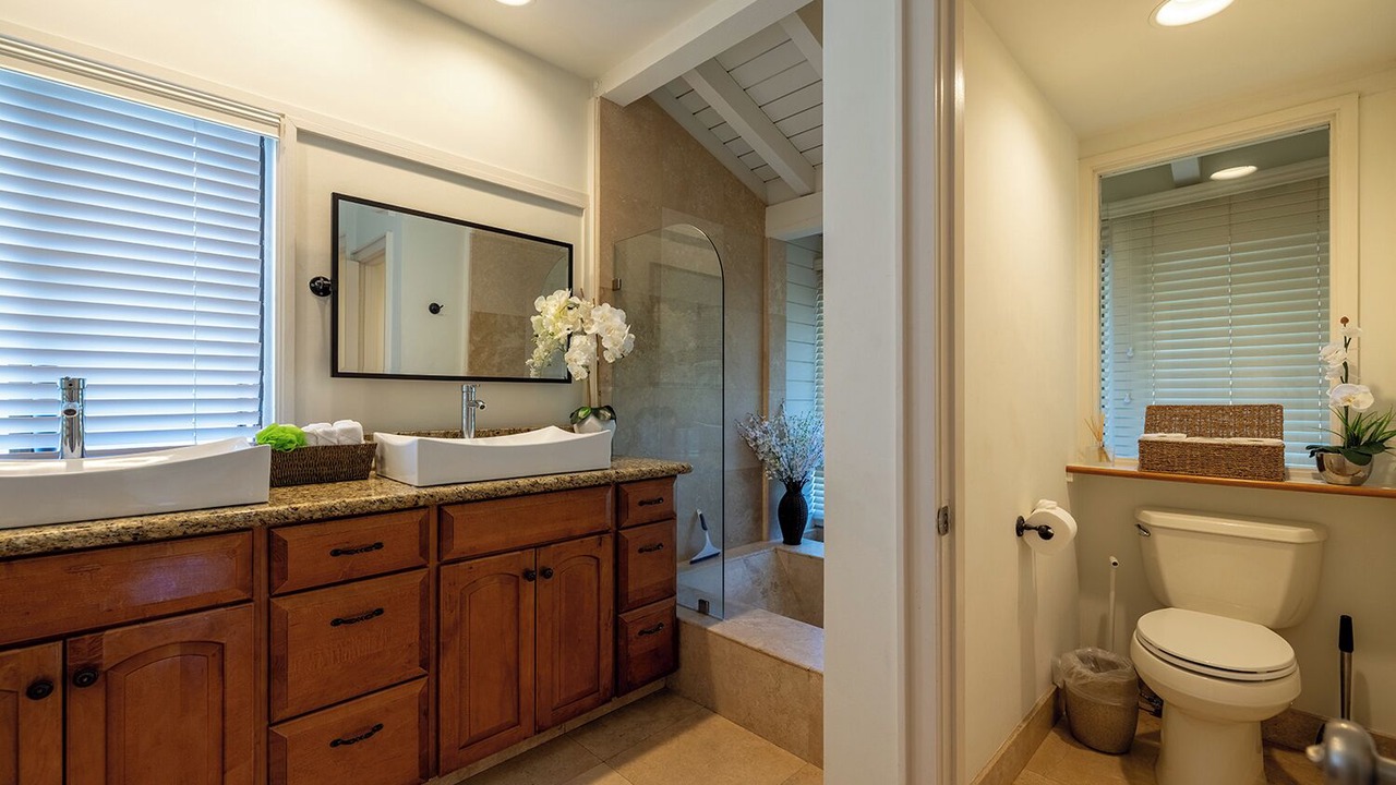 Photo of Bathroom in Napili