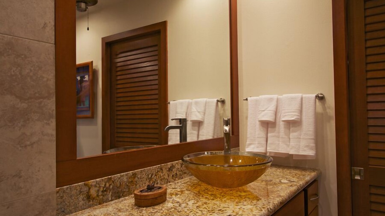 Photo of Bathroom in Kaanapali