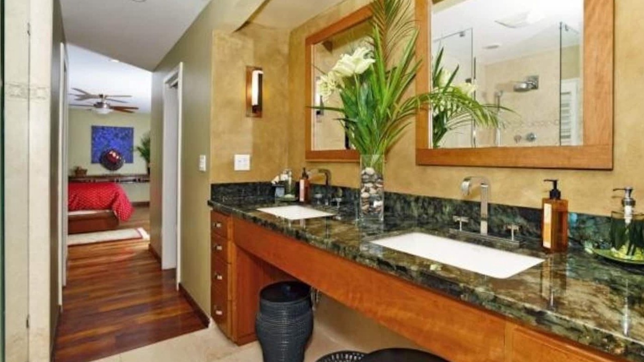 Photo of Bathroom in Kalama Tract