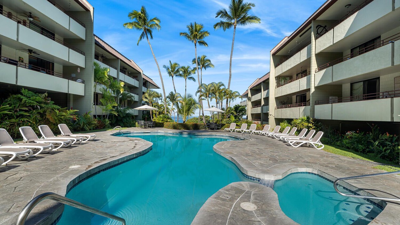 Photo of Outdoor in Kahaluu Bay