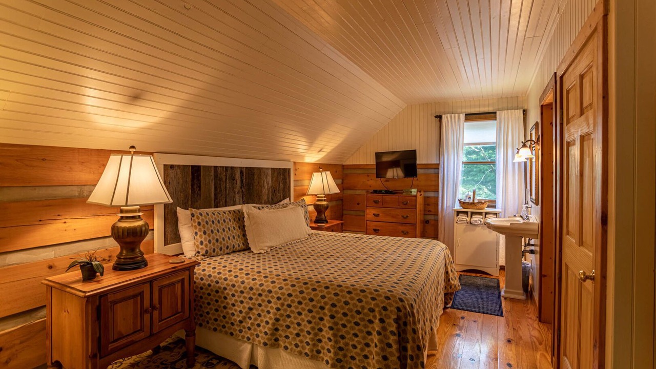Photo of Bedroom in Banner Elk