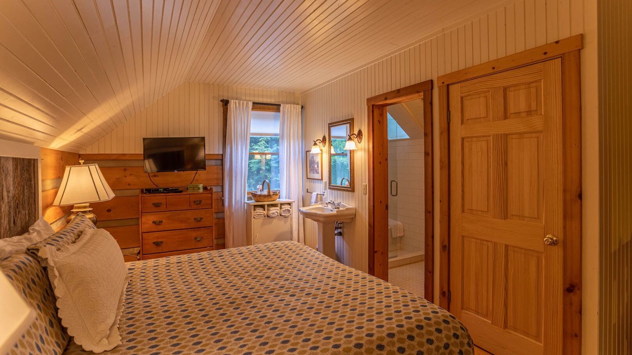 Photo of Bedroom in Banner Elk
