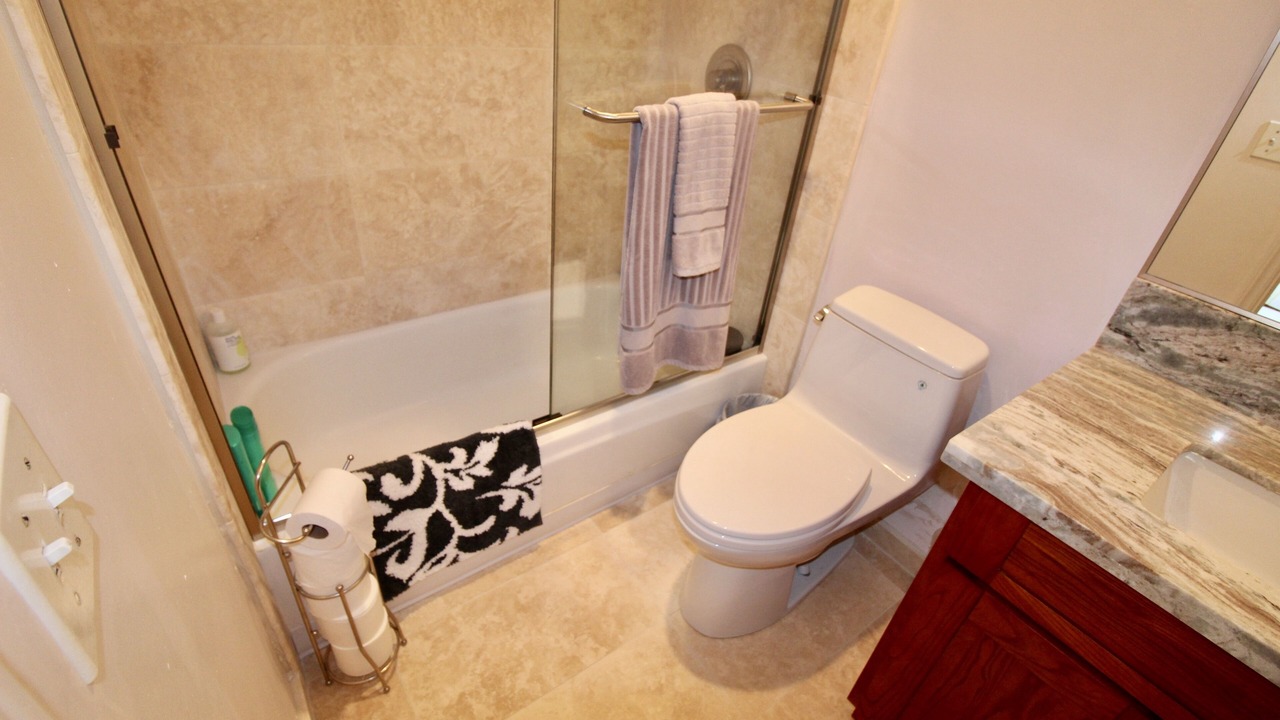 Photo of Bathroom in Kailua