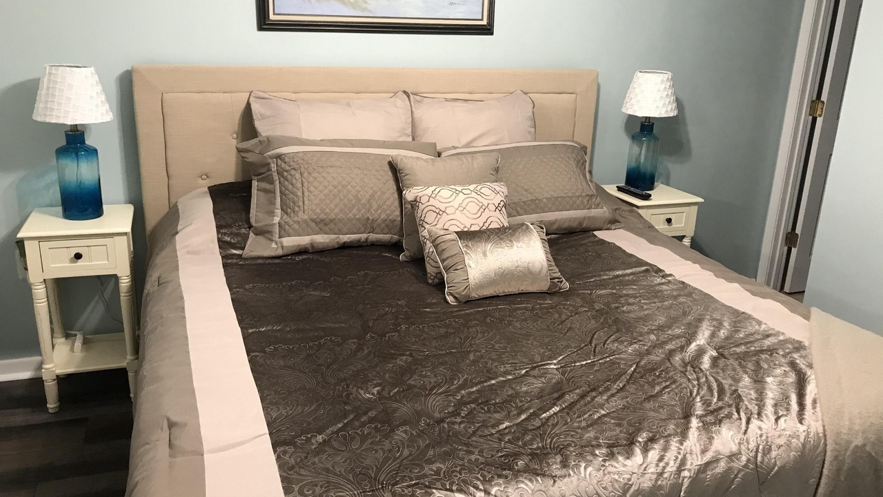 Photo of Bedroom in Garden City