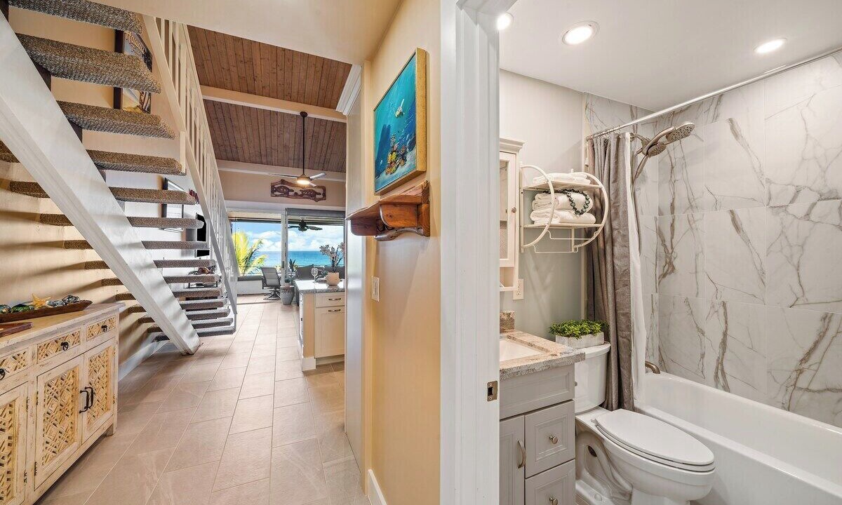 Photo of Bathroom in Honokowai